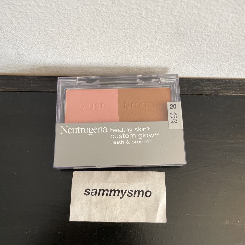 Neutrogena Healthy Skin Custom Glow Blush & Bronzer Duo In # 20 Posie Glow